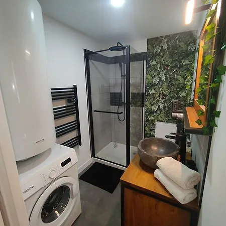 Jungle Climatise Centre Nimes